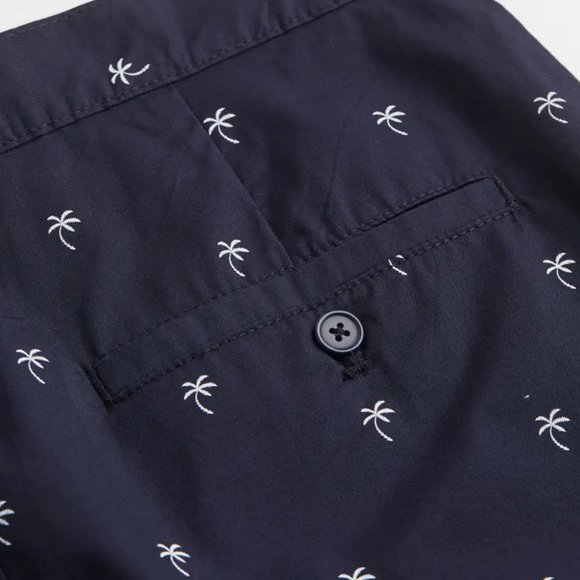 H&M Regular Fit Chino Shorts - Picture 2 of 7